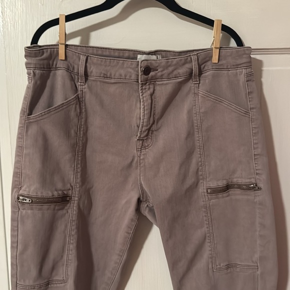 Pistola Women's Jeans Zip Cargo Pants Khaki Tan Size 32 - Picture 2 of 10